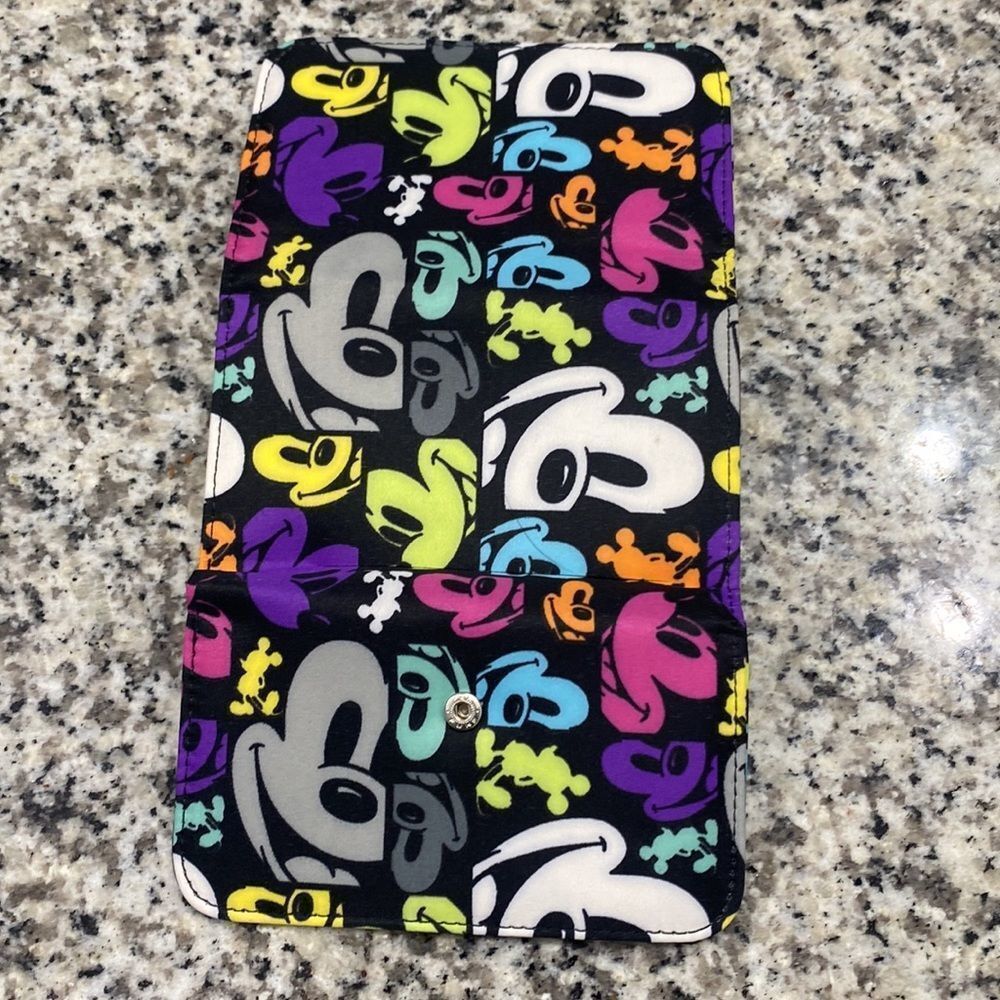 Disney Mickey Mouse Wallet - Picture 4 of 6